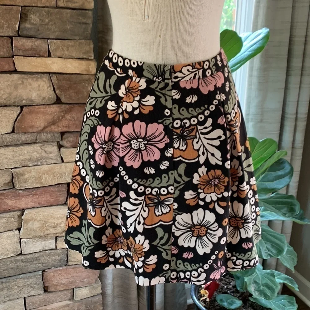 H&M sz 6 boho floral skater skirt